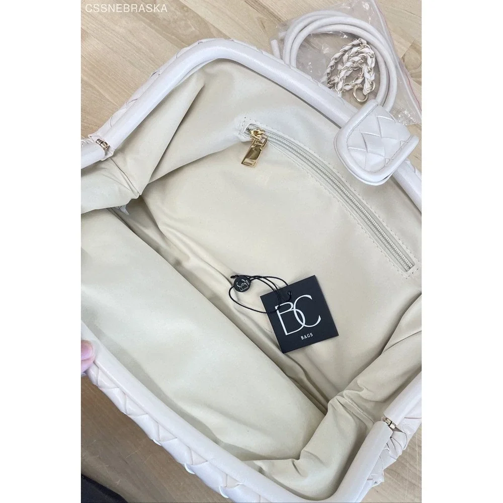 Avara Off White‎ Sophia Clutch - Size S